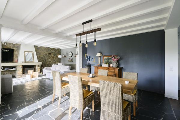 MAGNIFIQUE PLAIN-PIED AVEC PISCINE - CAMPAGNE DE RONCQ