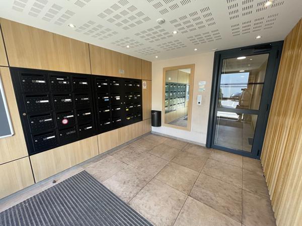 Appartement Saint Sebastien Sur Loire 2 pièce(s) 