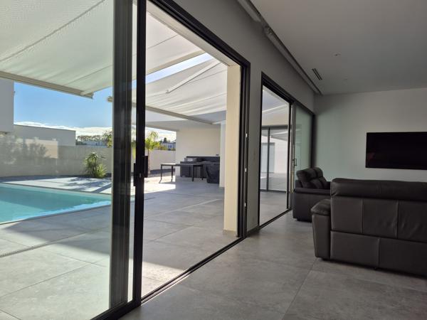 villa contemporaine de prestige plain pied en 4 faces