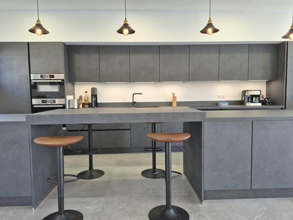 villa contemporaine de prestige plain pied en 4 faces