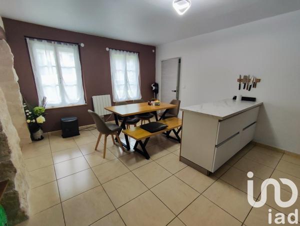 Appartement 2 pièces de 50 m² à Fleurines (60700)