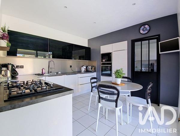Maison (prestige) à vendre 5 pièces 140 m² Malemort-du-Comtat