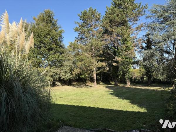 Maison traditionnelle contemporaine en campagne