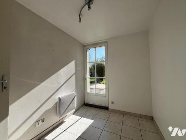 Maison en pierres réhabilitée en 2000 EVRON