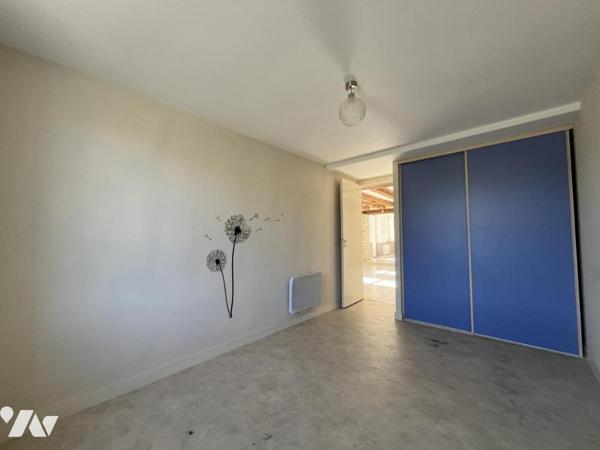 Maison en pierres réhabilitée en 2000 EVRON