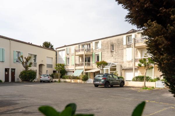 Appartement triplex en centre ville de Saintes