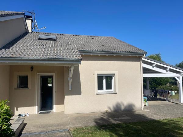 Belle maison avec 5 chambres,  garage et terrain dans centre d'Yssingeaux