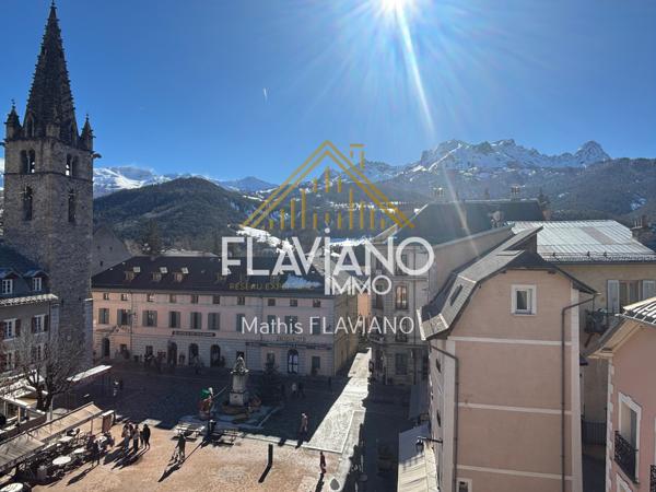 APPARTEMENT TRAVERSANT - T3 - CENTRE-VILLE - ASCENSEUR Barcelonnette (04400)