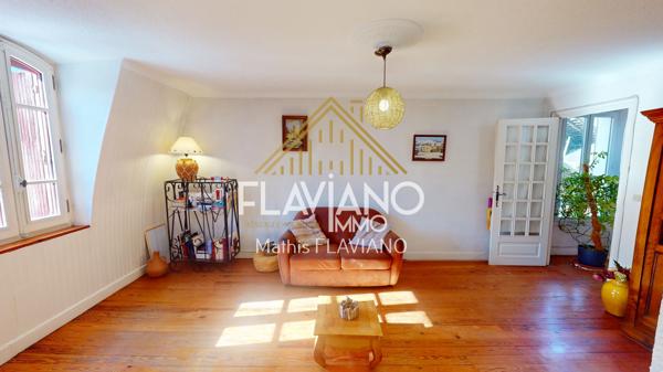 APPARTEMENT TRAVERSANT - T3 - CENTRE-VILLE - ASCENSEUR Barcelonnette (04400)