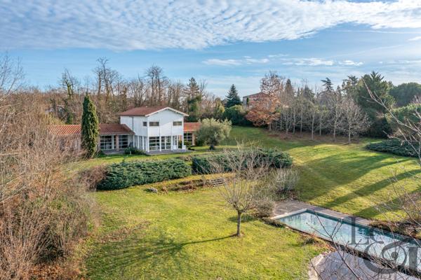 Maison à vendre sur les hauteurs de Villeneuve-sur-Lot