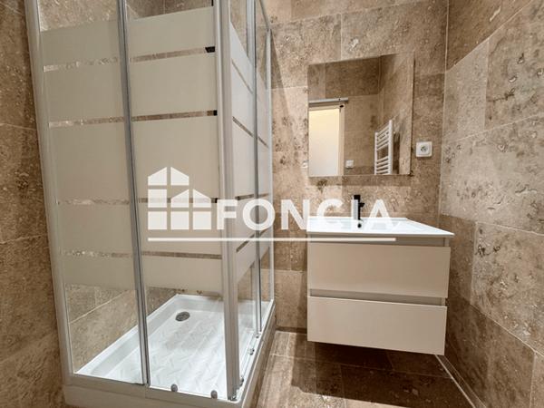 Location Appartement 3 pièces 52.91 m² - 28 AVENUE DU CHAR DE VERDUN La Valette Du Var 83160