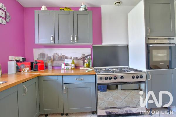 Maison à vendre 3 pièces 73 m² Trets