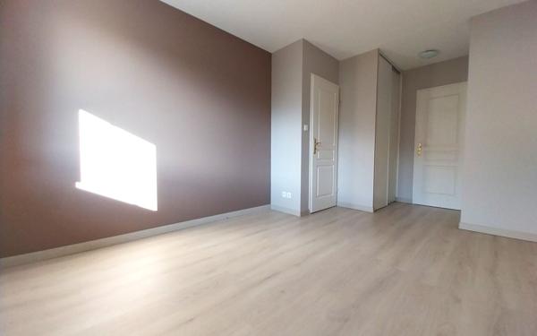 Maison à vendre    4 pièces • 100,73 m2 Gex