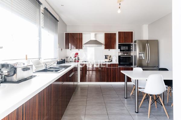 Maison T5 - beligneux - piscine - 650m2 de jardin