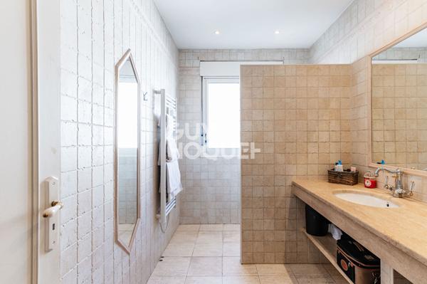 Maison T5 - beligneux - piscine - 650m2 de jardin