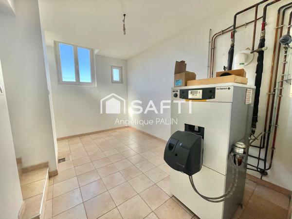 Charme de l'ancien, habitable de suite !