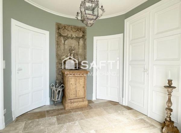 MAISON DE MAÎTRE -7/8 CHAMBRES - AUTHENTICITE - BEAUX VOLUMES