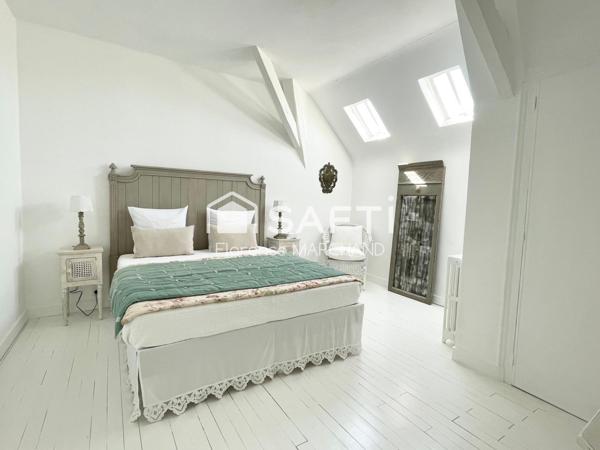 MAISON DE MAÎTRE -7/8 CHAMBRES - AUTHENTICITE - BEAUX VOLUMES