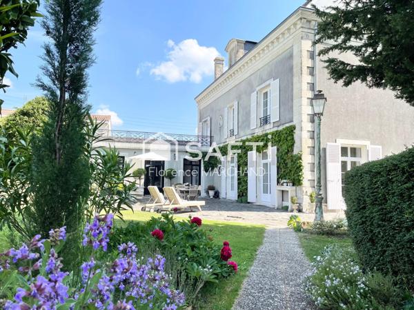 MAISON DE MAÎTRE -7/8 CHAMBRES - AUTHENTICITE - BEAUX VOLUMES