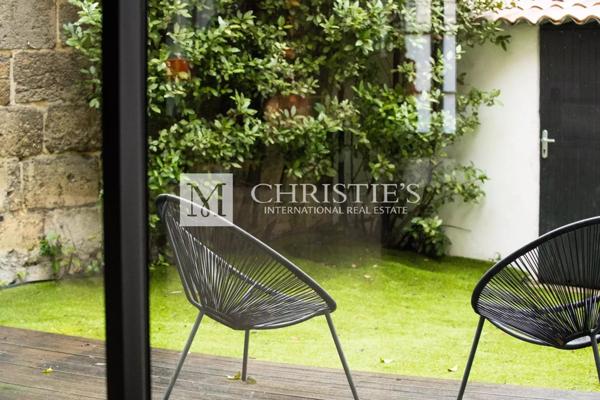 BORDEAUX SAINT-SEURIN – MAISON DE VILLE AVEC GARAGE ET JARDIN