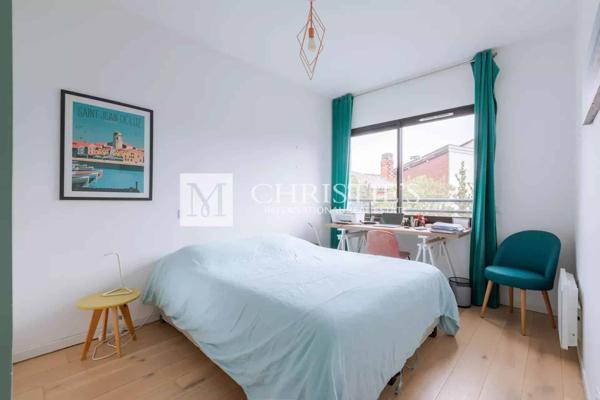 BORDEAUX SAINT-SEURIN – MAISON DE VILLE AVEC GARAGE ET JARDIN