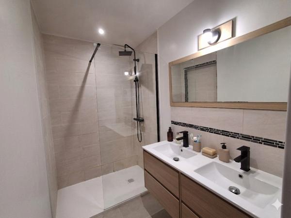 Appartement 3 pièce(s) 2 chambre(s) 60.5 m²