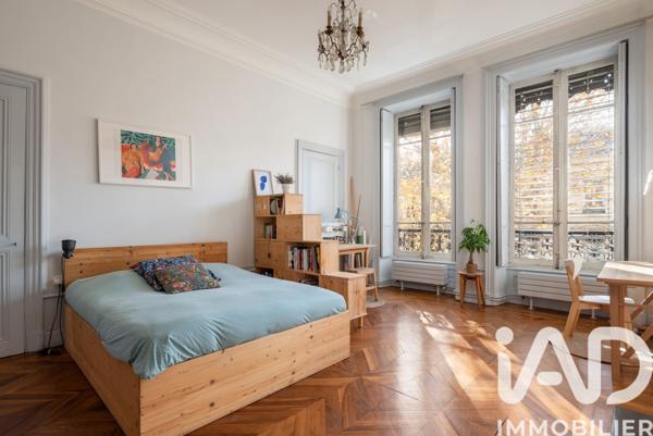 Appartement à vendre 5 pièces 144 m² Grenoble