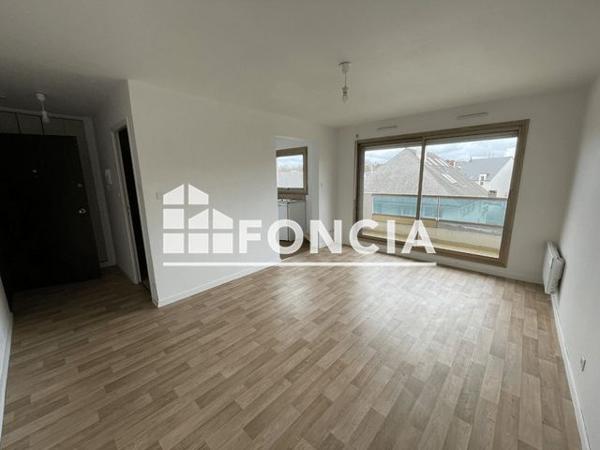 Location Studio 27.1 m² - 13 RUE DU CAPITAINE JUDE Vannes 56000