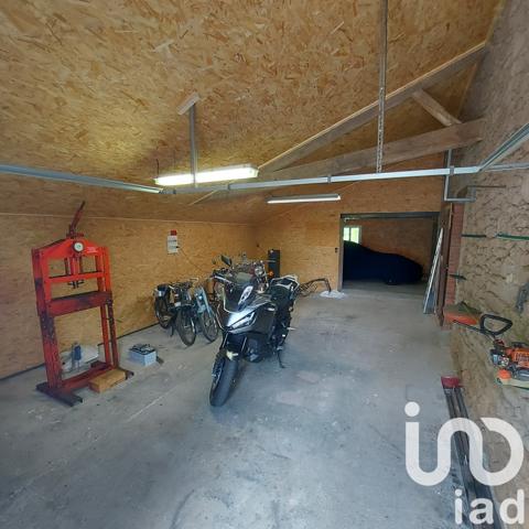 Maison à vendre 8 pièces 166 m² Mortagne-sur-Sèvre