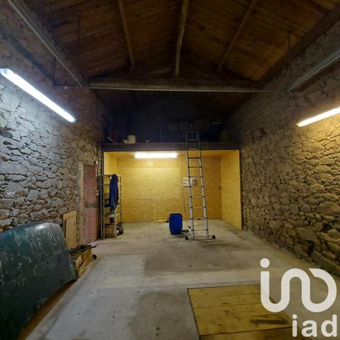 Maison à vendre 8 pièces 166 m² Mortagne-sur-Sèvre