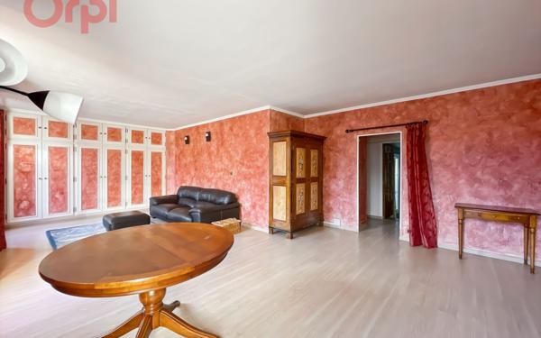 Appartement à vendre    6 pièces • 114,86 m2 Saulx-les-Chartreux