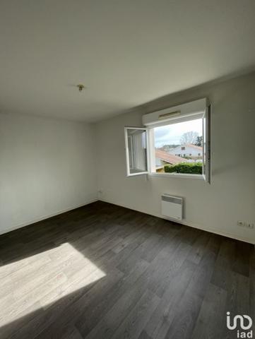 Maison 4 pièces de 82 m² à Saint-Aubin-de-Médoc (33160)