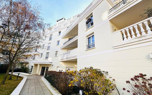 Appartement à louer    2 pièces •  Rosny-sous-Bois