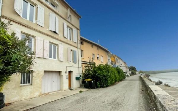 Appartement à louer    3 pièces •  Lamagistère