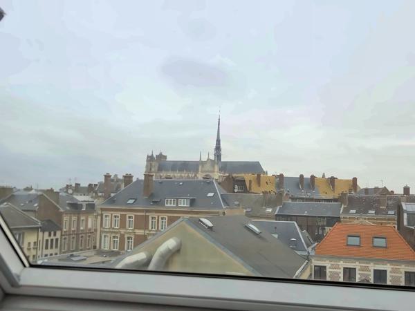 SUPERBE T2 VUE CATHEDRALE