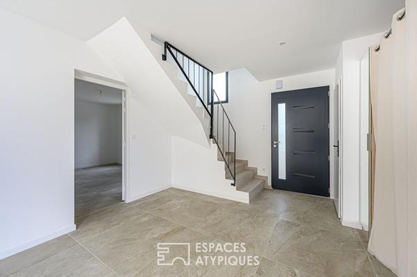 Lignes pures et lumière naturelle aux portes de Vannes