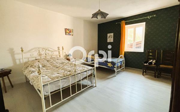 Maison à vendre    6 pièces •  Lezoux