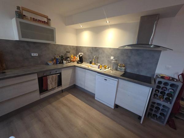 Dpt Gard (30), à vendre ALES appartement RDC 77m2 environ secteur chantilly proche école des mines.