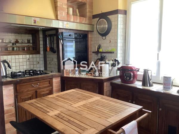 Maison de caractère avec dépendance – 9 pièces – 274 m² – Salies-de-Béarn