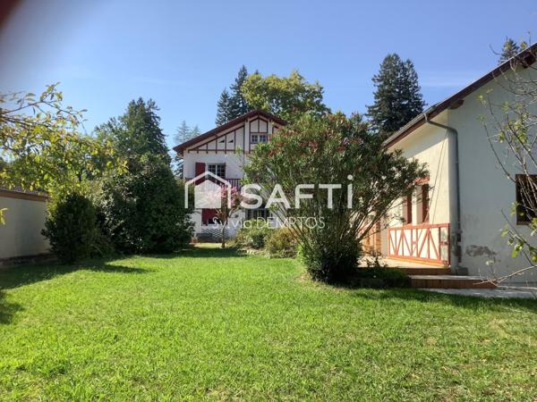 Maison de caractère avec dépendance – 9 pièces – 274 m² – Salies-de-Béarn