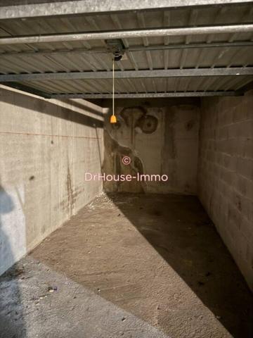 Parking / Box à louer de 12 m²