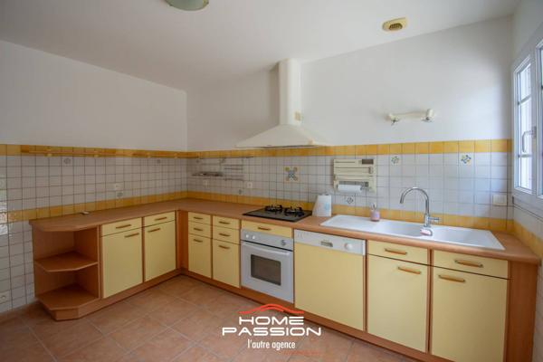 LES MATHES  MAISON PLAIN-PIED ENTRE FORÊT ET OCÉAN