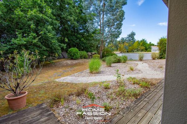 LES MATHES  MAISON PLAIN-PIED ENTRE FORÊT ET OCÉAN