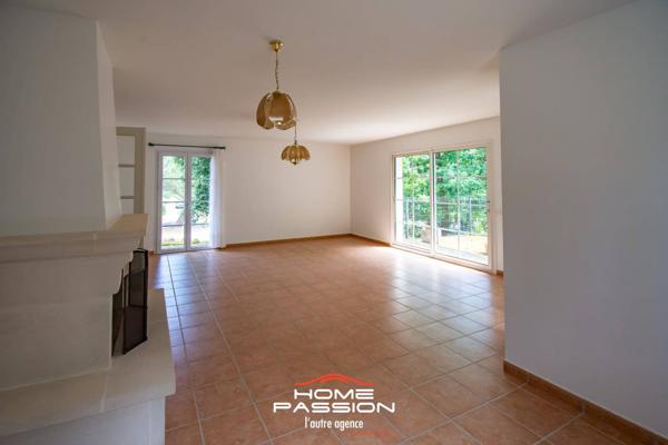 LES MATHES  MAISON PLAIN-PIED ENTRE FORÊT ET OCÉAN