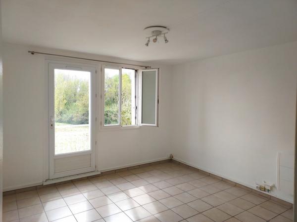 Appartement à louer    3 pièces • 55 m2 Villenave-d'Ornon