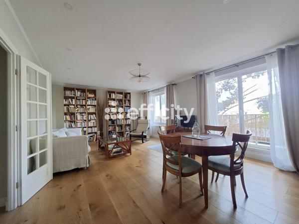 Appartement
         3 pièces
        - 81 m² Exclusivité 570 000 € *