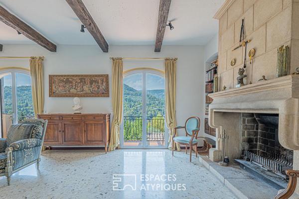 Maison d’architecte d’exception avec vue panoramique à Grasse