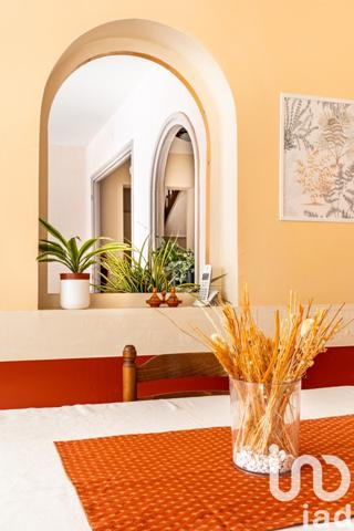 Maison d’architecte 7 pièces de 186 m² à Saint-Just-Saint-Rambert (42170)