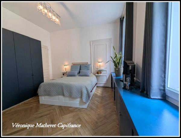 RARE APPARTEMENT RENOVE EN PLEIN COEUR DE SAINT-ETIENNE