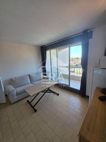 Studio/cabine avec terrasse et place de parking
